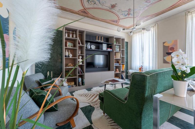 House On The River - 3 Bdrm — отель с удобным расположением в Флоренции