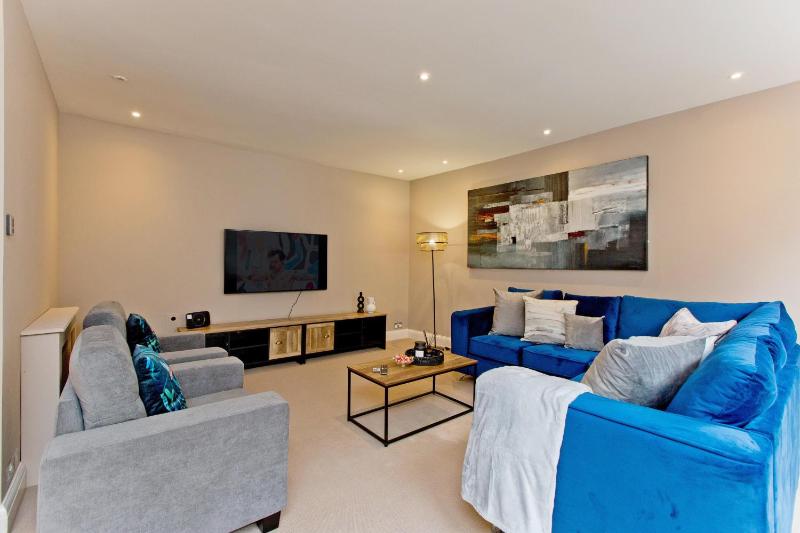 Fabulous Mews House South Kensington — отель в Лондоне, Соединенное Королевство