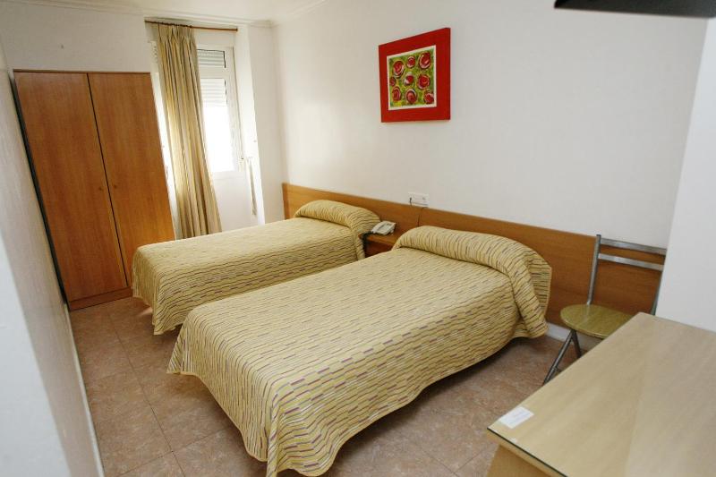 Hostal San Fernando — отель в Аликанте, Испания