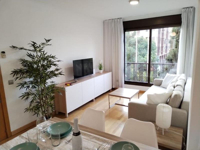 Apartamento amplio, luminoso y confortable CC — отзывы гостей и цены