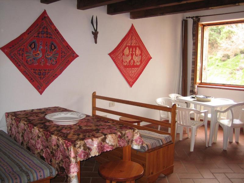 Casa Lucia a Gonnesa - Romantica Casa Vista Mare