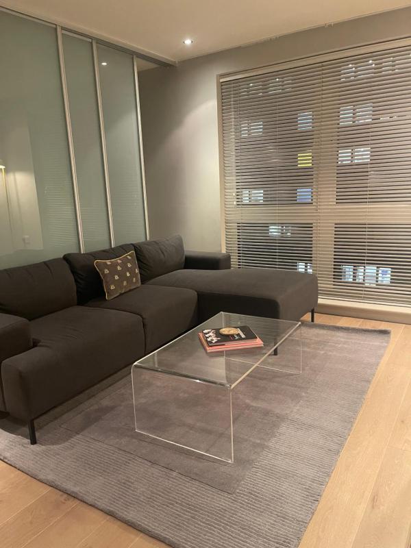 Chelsea Riverside Morden, Chic One Bed — отель в Лондоне, Соединенное Королевство