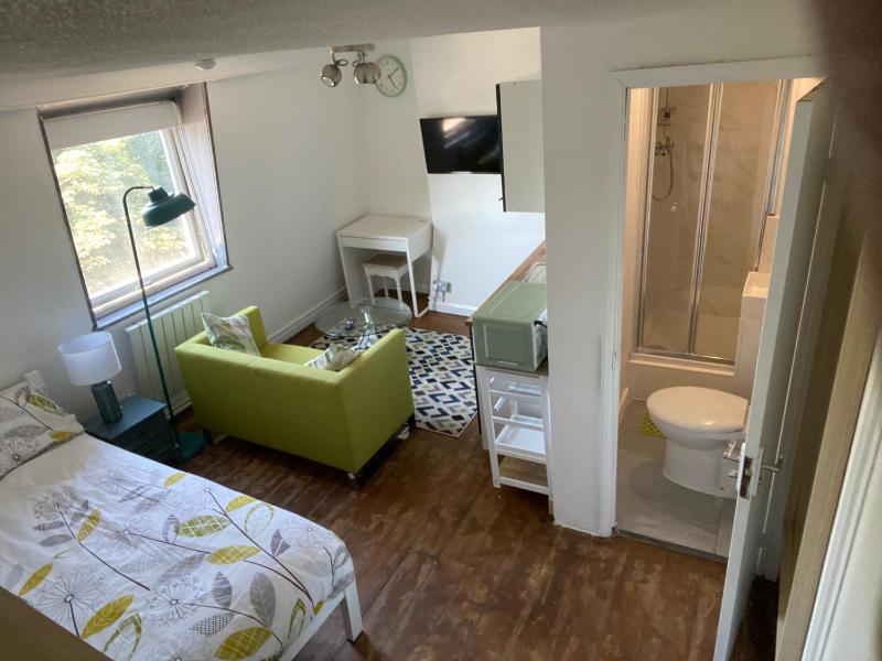 Accommodation HUB Studio 3 — отель с удобствами в Лондоне