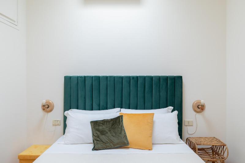 IFlat Charming apartment in Trastevere — отель с удобствами в Риме