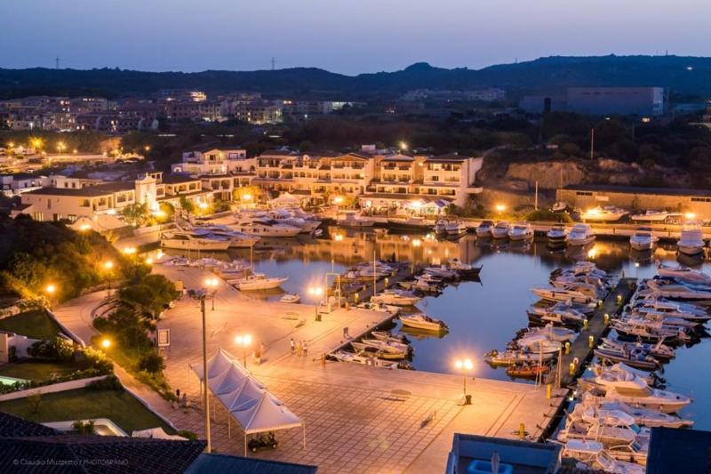 Vigna Marina a Santa Teresa: Eleganti Appartamenti Vista Mare