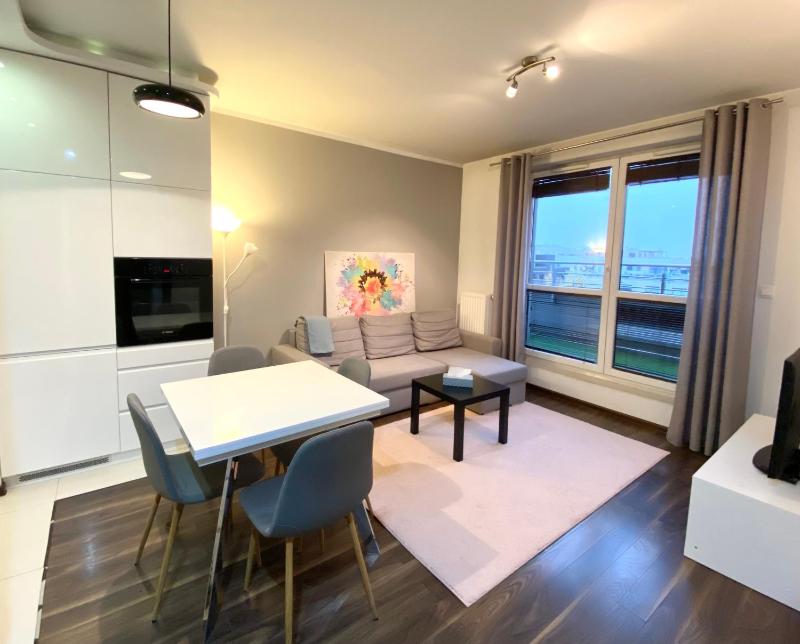 Project Comfort Apartament Dywizjonu 303 139/192 Warszawa — отель в Варшаве, Польша