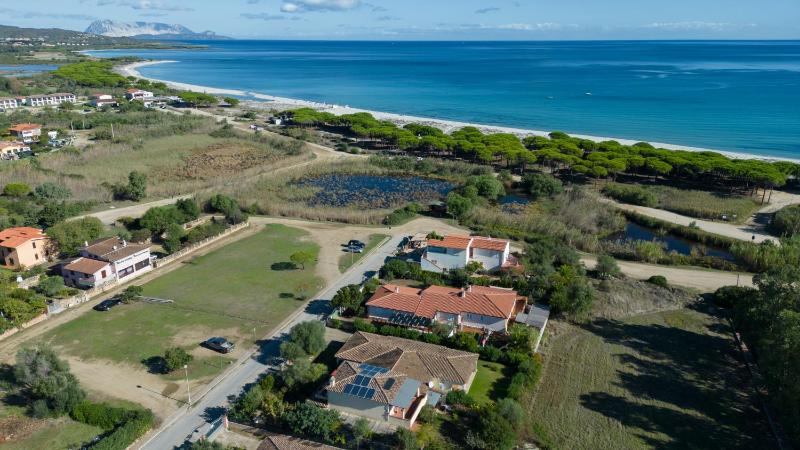 Villette Via Carbonia a Budoni - Casa con giardino e BBQ