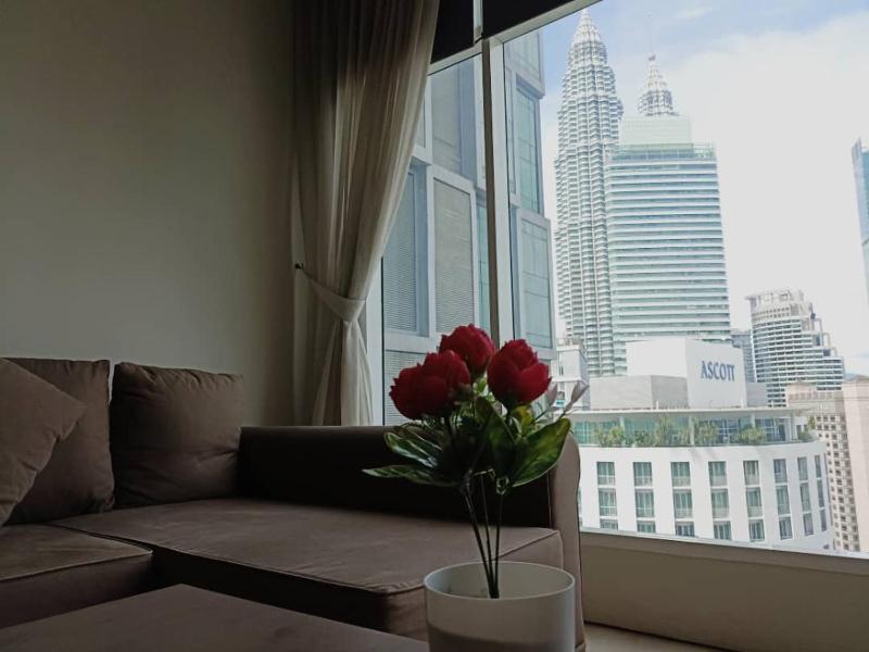 Soho Suites KLCC Kuala Lumpur — отель с удобным расположением в Куала-Лумпуре