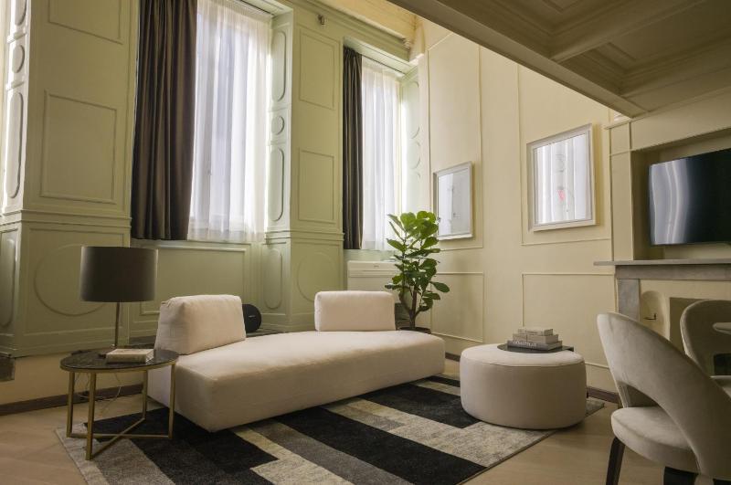 MBA Suite - Maggio Boutique Apartment — комфортный отель в Флоренции