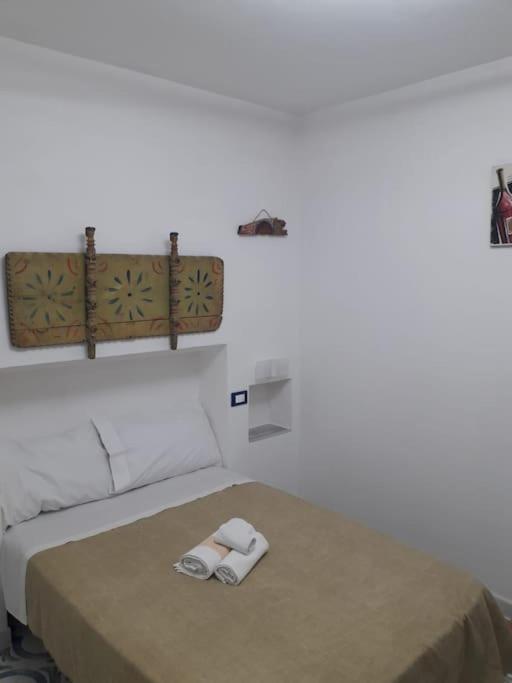 Oneto Apartment — забронировать отель в Палермо