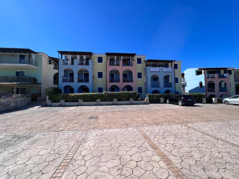 Valledoria 2 int.9 - Appartamento con piscina privata