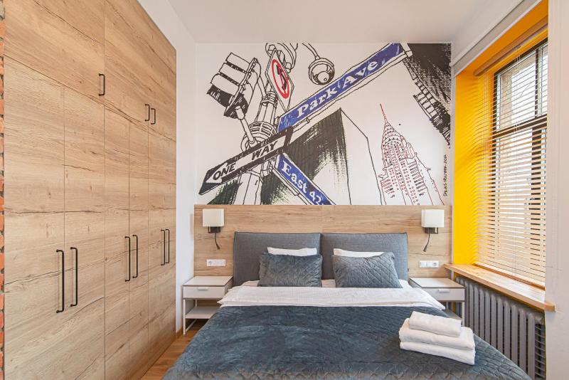 Modern Vilnius Old Town apartment with free parking — забронировать отель в Вильнюсе