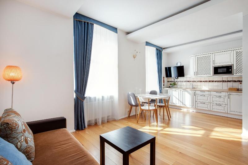 Comfy One Bedroom Apartment by Reside Baltic — отель с удобствами в Вильнюсе