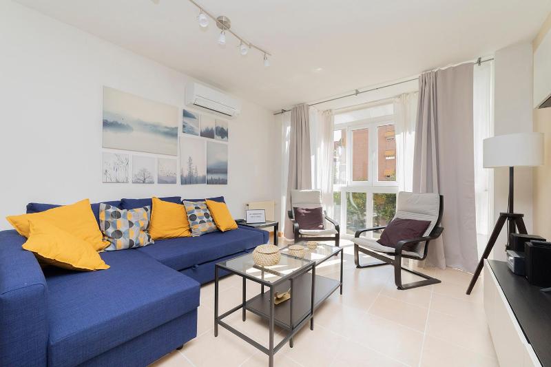 APARTAMENTO MADRID ARGANZUELA 2ºB — комфортный отель в Мадриде