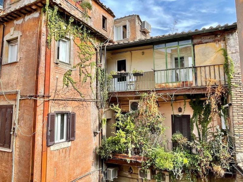 Lovely apartment in Via della Scala, Trastevere — забронировать отель в Риме