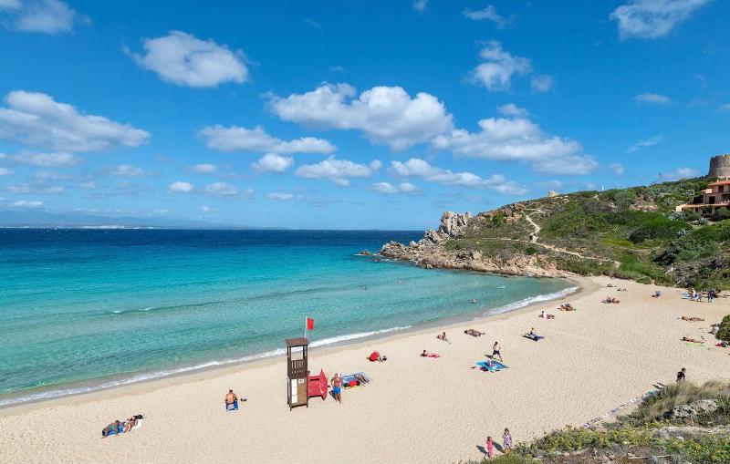 Residence con piscina: Lusso e fitness in Gallura