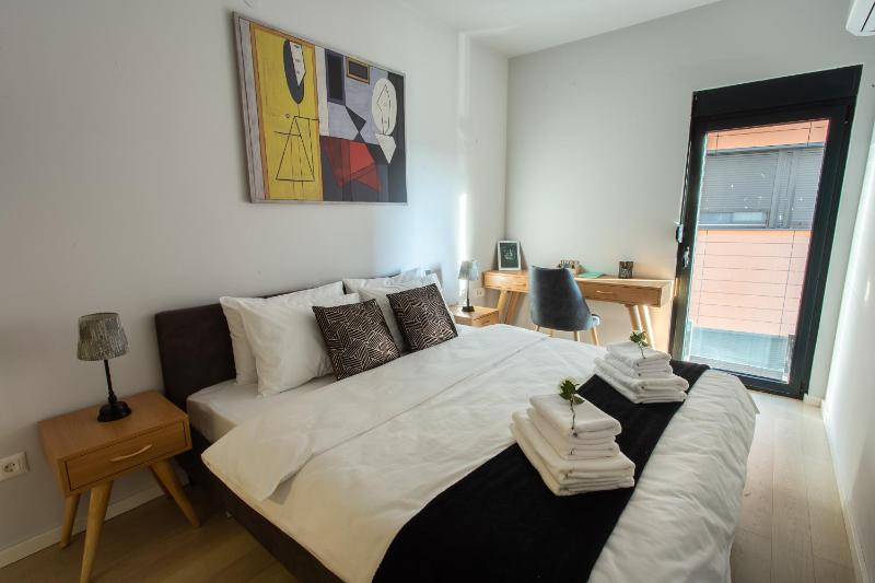 LINA - PG, 2 Bedroom Apartment — забронировать отель в Подгорице