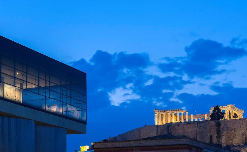 Acropolis Amazing Apartment with Parthenon view — забронировать отель в Афины