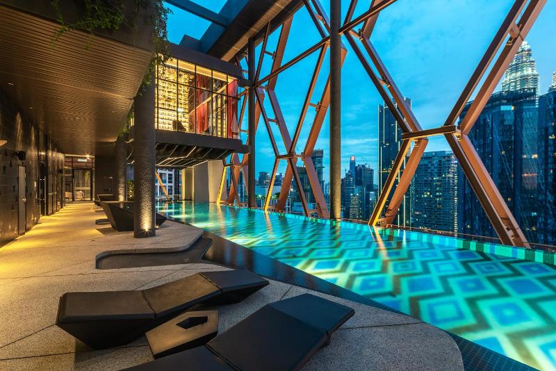 Scarlet Suites KLCC by Sunz Living — отель с удобствами в Куала-Лумпуре