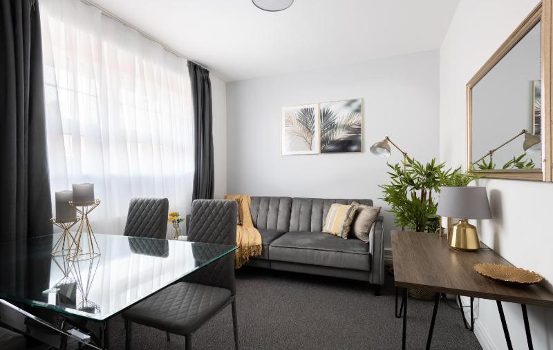 Stunning and Spacious 4 Bed Apr next to BrickLane — отель в Лондоне, Соединенное Королевство