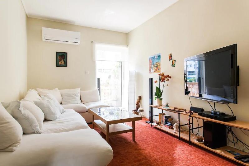 Central faliro Apartment near to marina — забронировать отель в Афины