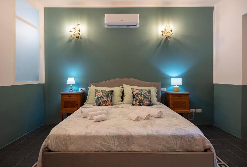 Vintage Suite Napoli — комфортный отель в Неаполе