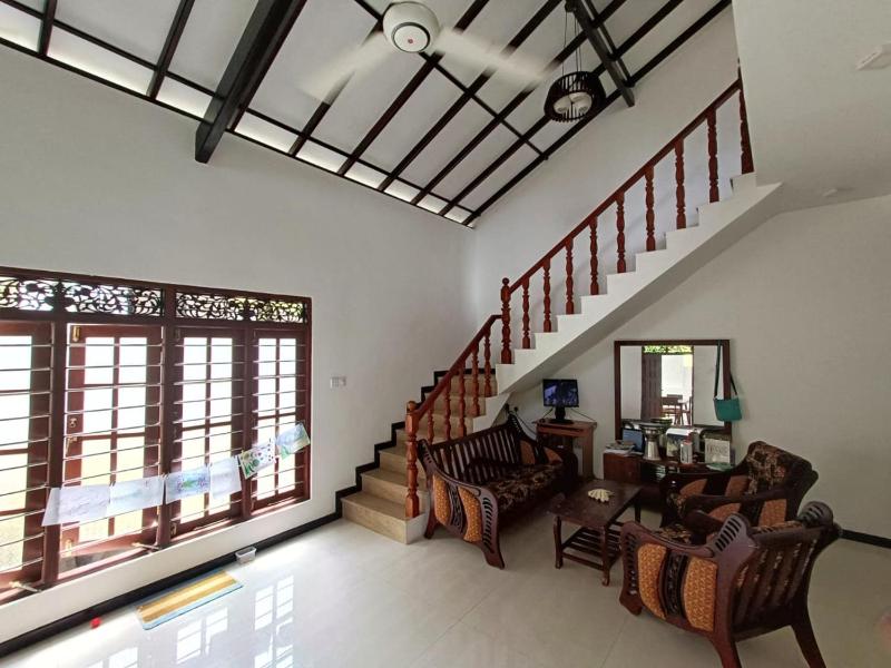 Dreams Villa — отель с удобным расположением в Хиккадува