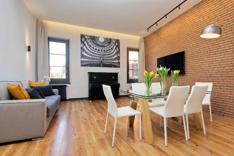 Eve Monti Penthouse — отель с удобным расположением в Риме