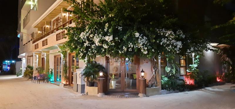 Maladiwa Beach & Spa — отзывы гостей и цены