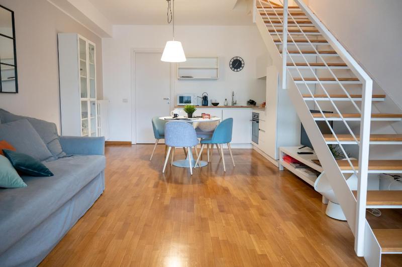Trilocale zona Farini/Isola — комфортный отель в Милане