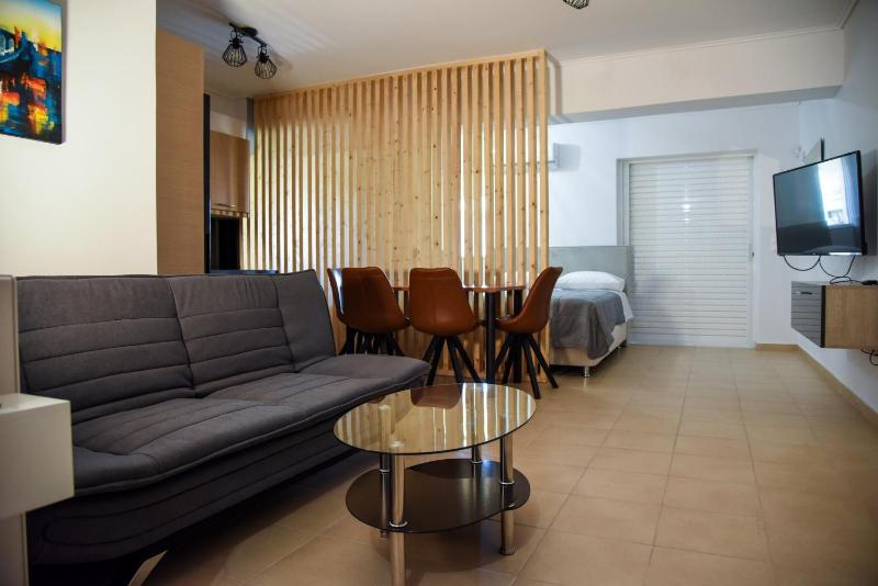 Priamos Apartment — отель в Афины, Греция