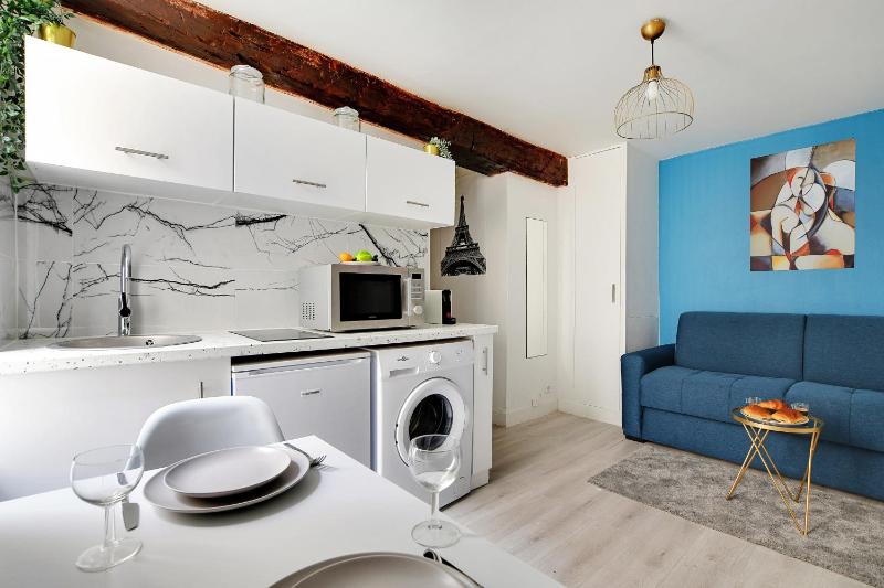 CMG rue de Bretagne 60 — комфортный отель в Париже