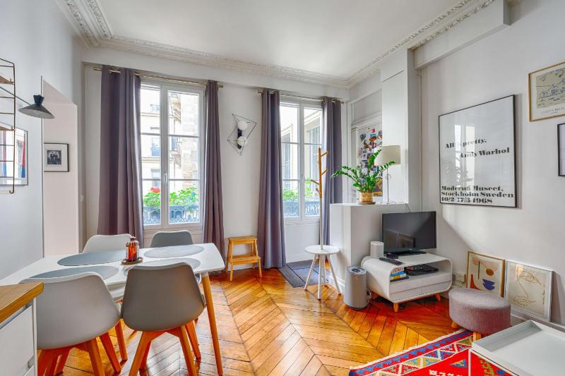Very nice flat at the heart of the 9th arrondissement of Paris - Welkeys — отель в Париже, Франция