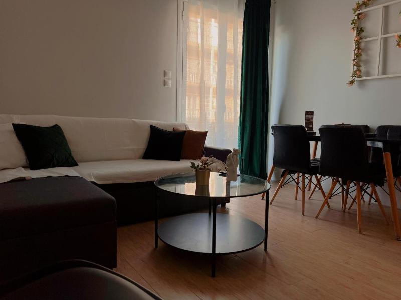 Athens Loft in Pagrati — отель с удобствами в Афины