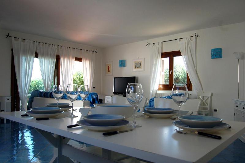 Villa Smeralda a Palau - Lussuosa Oasi con Piscina
