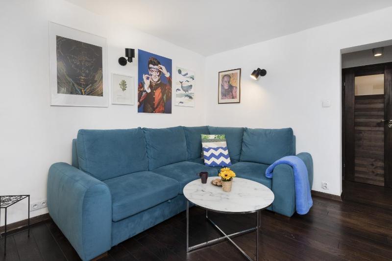 Warsaw Cosy&Sunny Apartment Gornoslaska by Renters — отель с удобствами в Варшаве