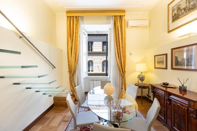 Piemonte Deluxe by Rental in Rome — отель с удобствами в Риме