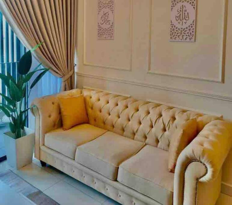 Millerz Square 3R2B 7Pax Condo Nearby Mid Valley — комфортный отель в Куала-Лумпуре
