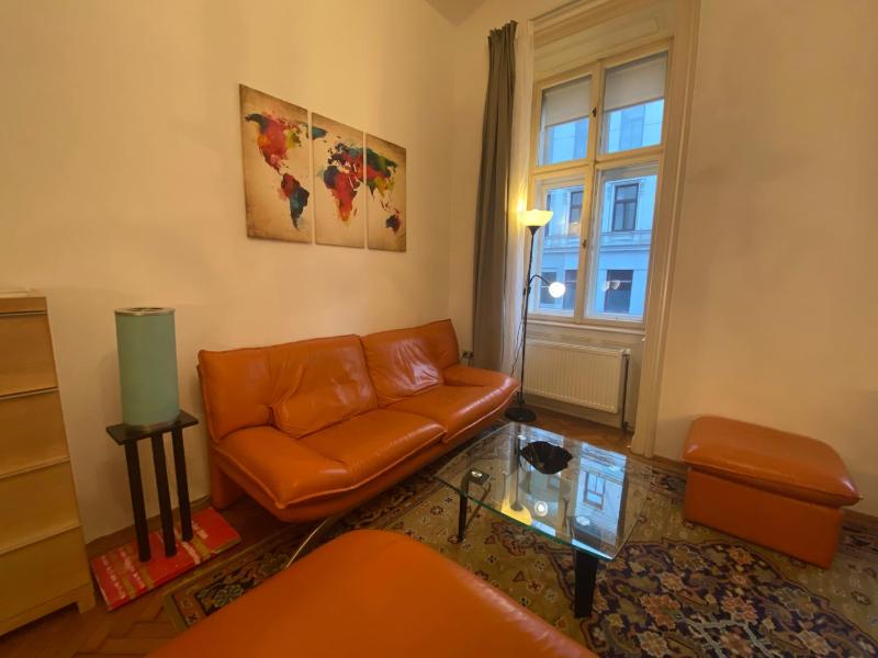 Charming Loft in Margareten District of Vienna — комфортный отель в вене