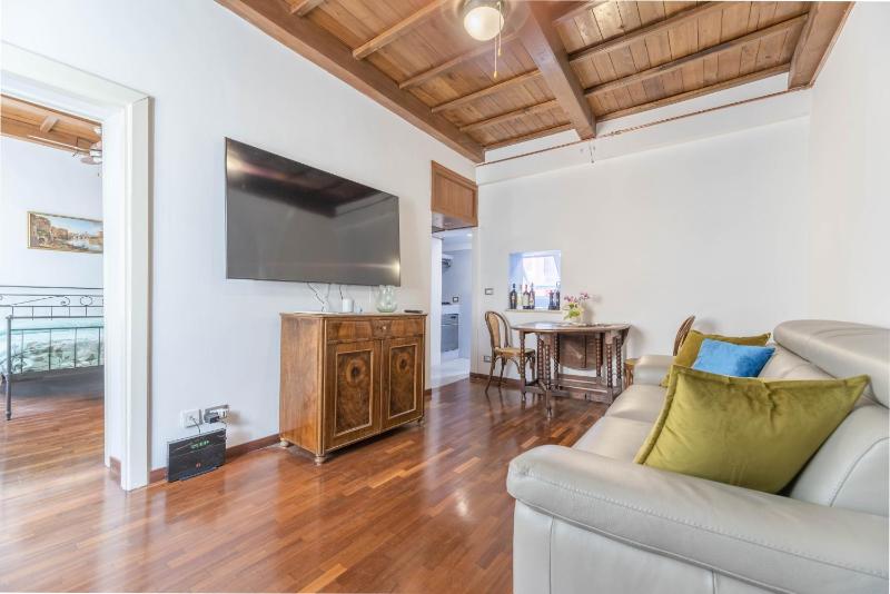 Bijoux Mario de Fiori stayinRome — отель с удобствами в Риме