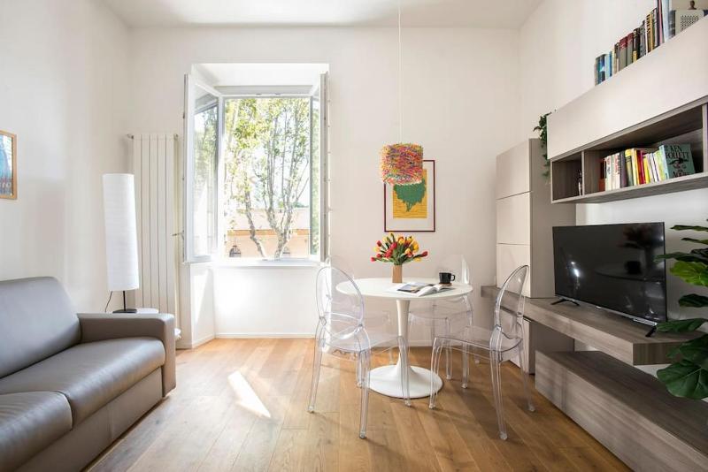 Цены на Court Loft в Риме