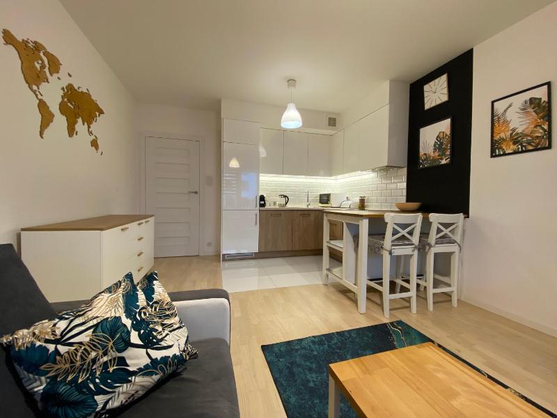 W24 Apartment — отель в Варшаве, Польша