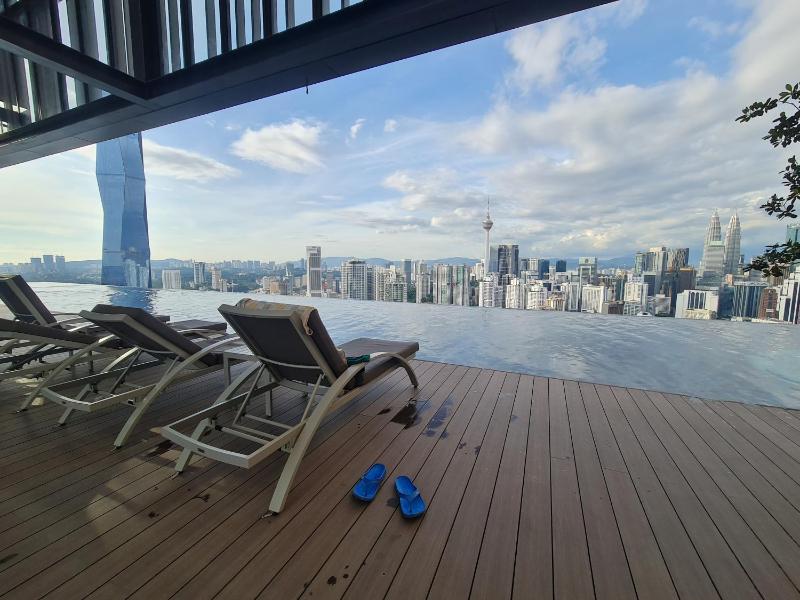 Цены на Lucentia Residence World Class Facilities Apartment Infinity Pool Stunning View в Куала-Лумпуре