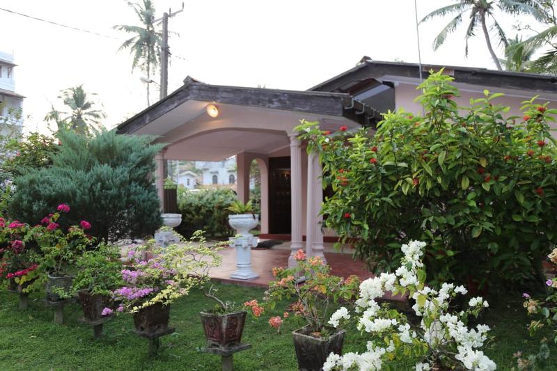 SYDNEY HOMESTAY — комфортный отель в Хиккадува