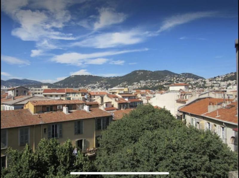 Homelivia, Lovely One bedroom flat Place GARIBALDI et PORT — забронировать отель в Николь
