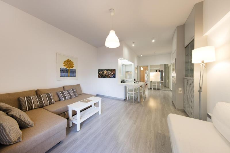 Artistic apartment next to everything — отзывы гостей и цены