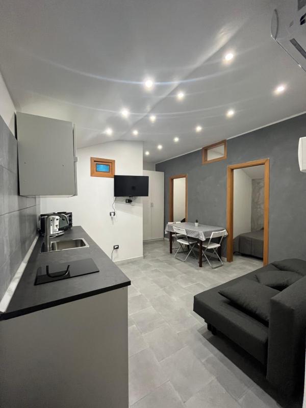 Home carlotta — отель в Неаполе, Италия