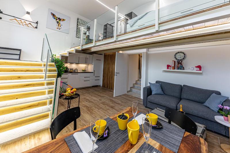 Exklusives trendiges Loft in toller Lage, die "Weisse" — отель с удобным расположением в вене