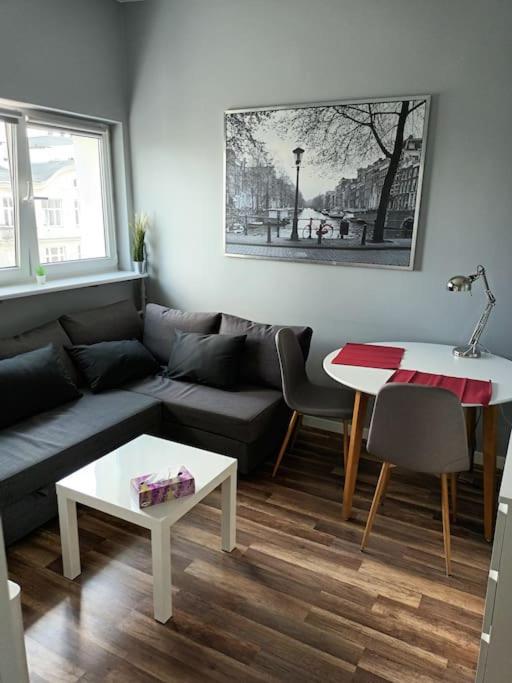 Apartament Zlota 60- Warsaw — комфортный отель в Варшаве