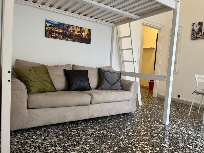 Grazioso appartamento zona Porta Vittoria - vicinanze Linate — отель с удобствами в Милане